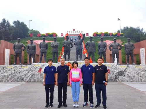 喜迎二十大  奋进新征程——荣耀体育网页版党员代表参加省社主题党日活动