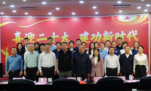 荣耀体育网页版 举行“我以盐业为荣，振兴盐业靠我，发展盐业有我”主题演讲活动